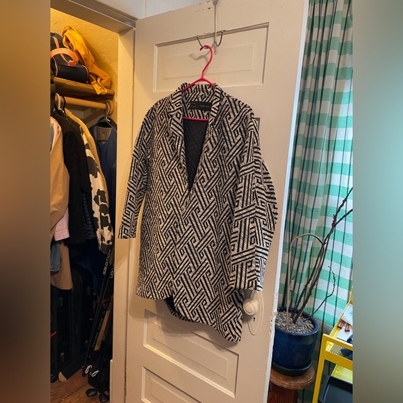Geometric Coat from Zara - Picture 2 of 8